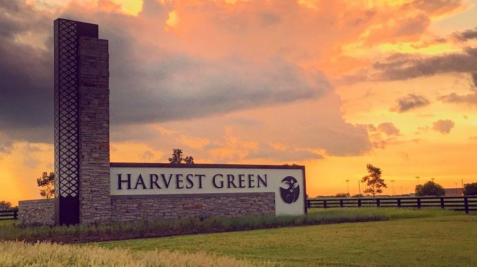 photo of the master planned community of Harvest Green in Richmond, Tx